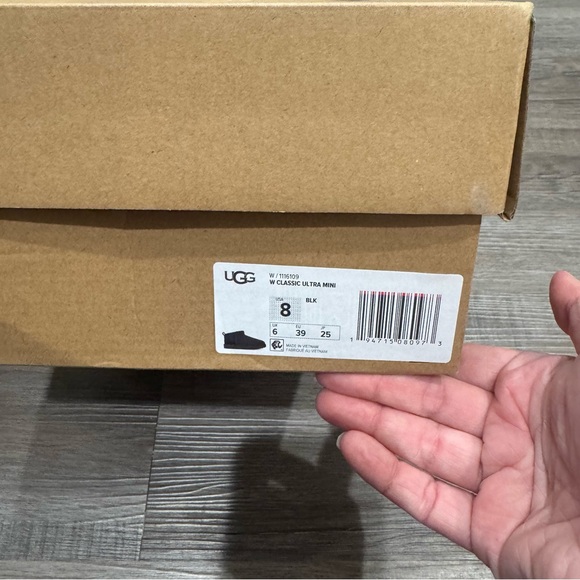 UGG Classic Ultra Mini Black Boots - Picture 13 of 13